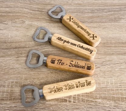 Picture of Flaschenöffner aus Holz , Bierschlüssel mit diversen Sprüchen graviert, tolle Geschenkidee für Vatertag