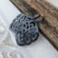 Picture of Ornament-Ohrstecker - Rhombusform aus Resin - black
